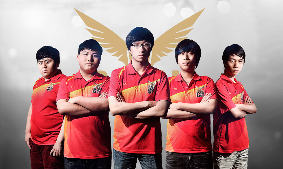 2025赛季LPL季后赛战队海报设计：视觉盛宴诠释战队精神